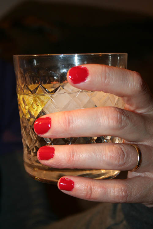 gin%20nails%20web.jpg